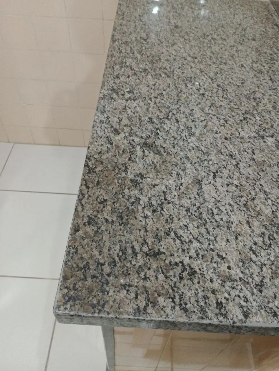 Vendo uma bancada de granito, também pode ser uma mesa americana  - Foto 2