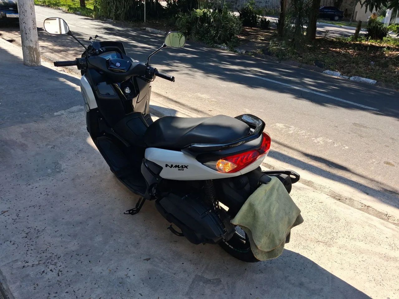 Nmax 160 2022 excelente estado - Foto 2