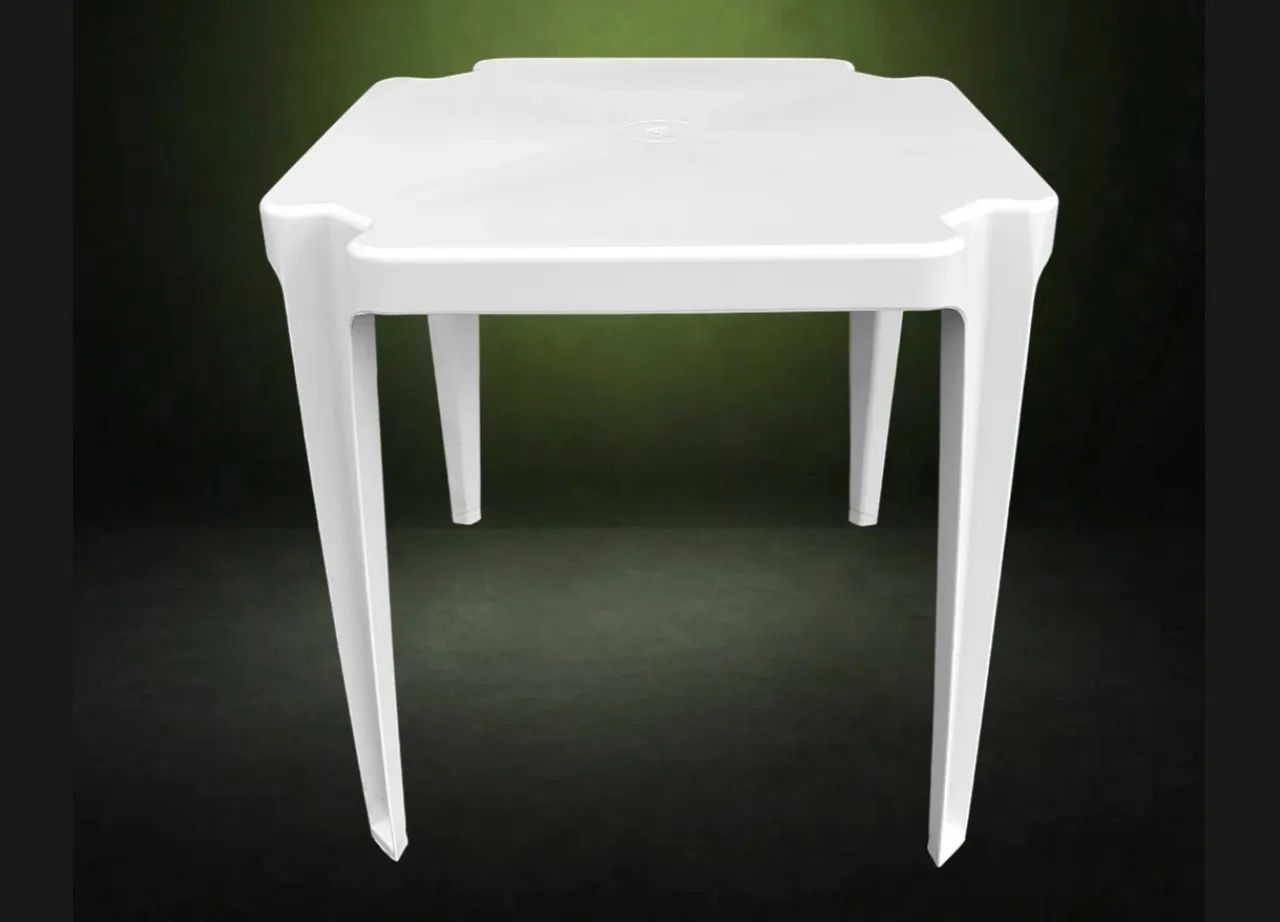 MESA DE PLÁSTICO 