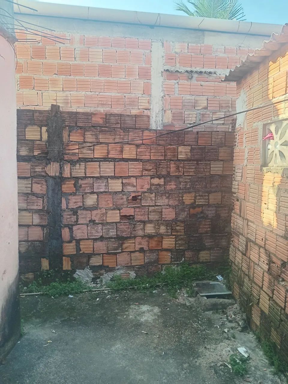 Vendo uma casa de 2 pisos  - Foto 2