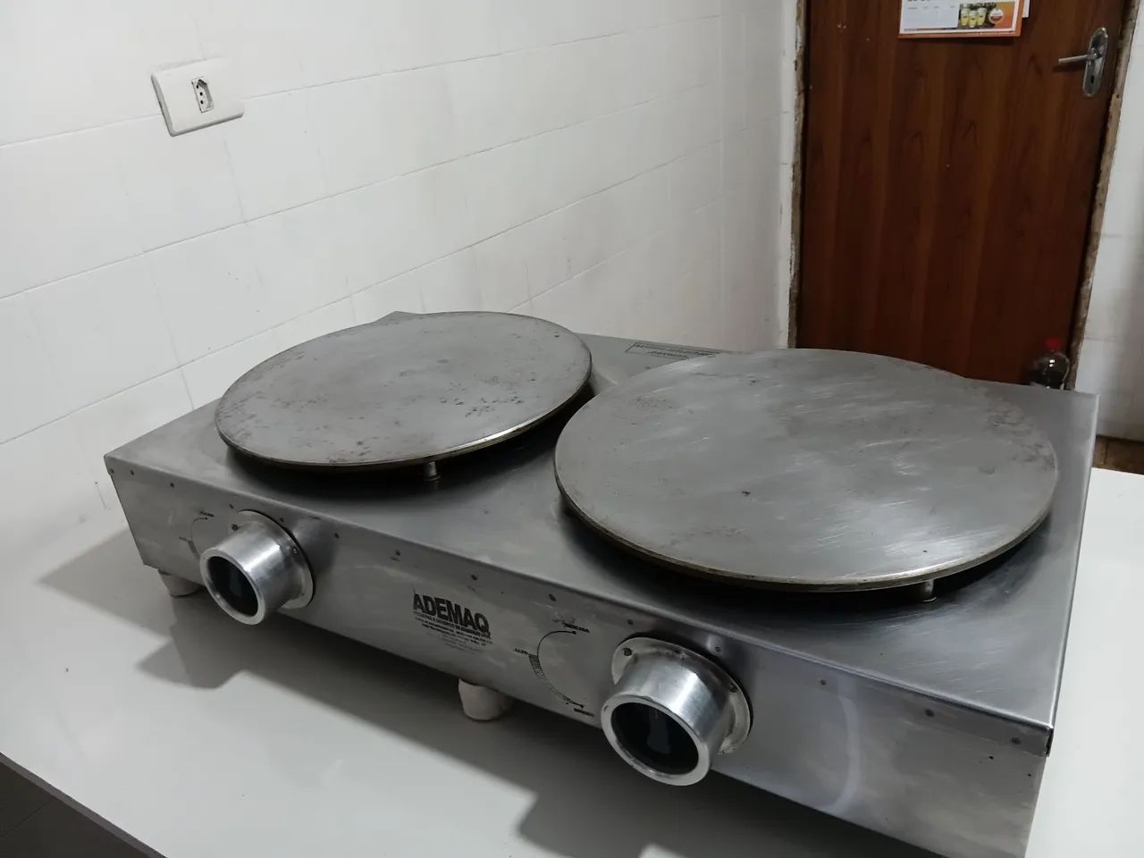 Crepeira dupla a gás Ademac - Foto 5