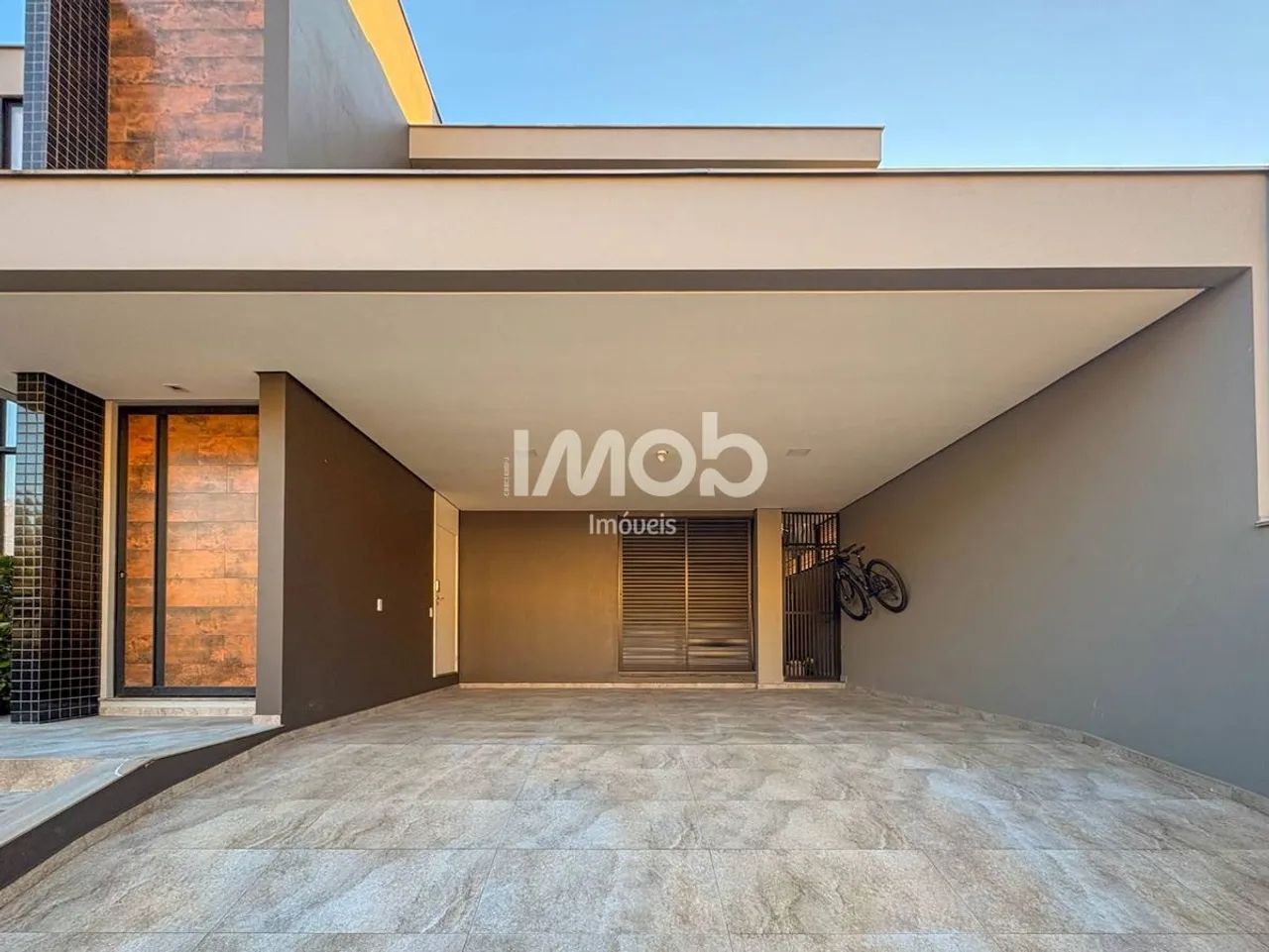CASA COM 2 SUÍTES + 2 QUARTOS - AMIZADE - Foto 2