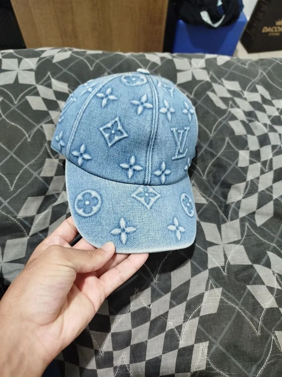 Boné de grife Louis Vuitton Lv