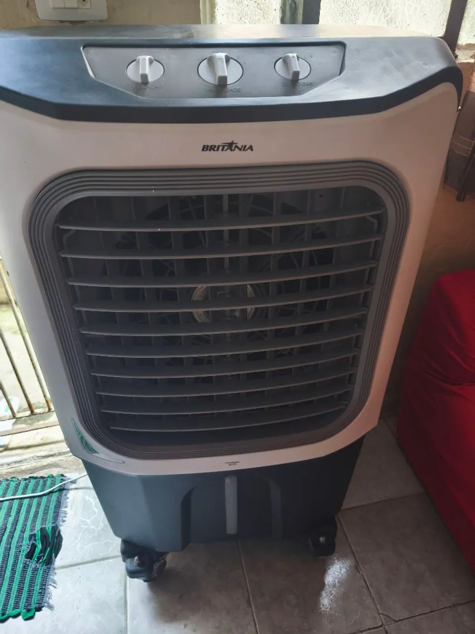 Climatizador de Ar Britânia 70L - Excelente Estado