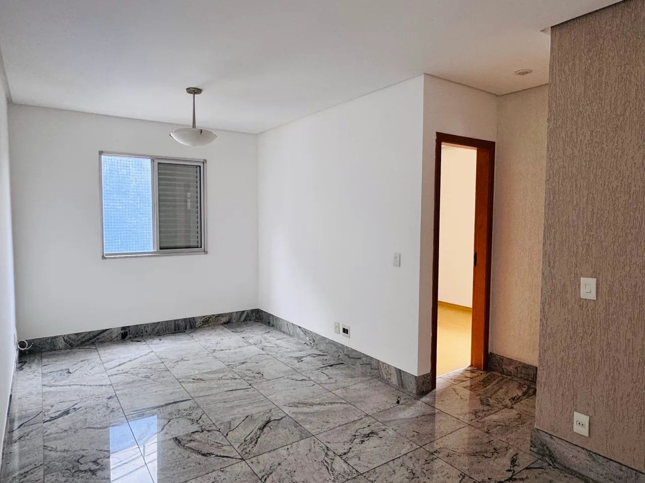 Apartamento Buritis 3 quartos 2 vagas - Foto 2
