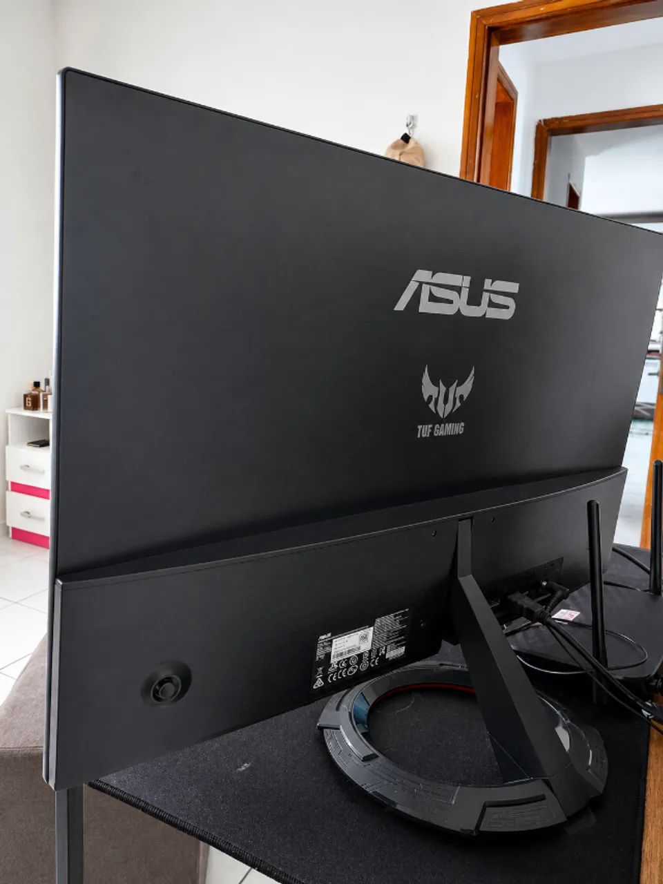 Monitor Asus TUF Gaming 27 - Foto 2