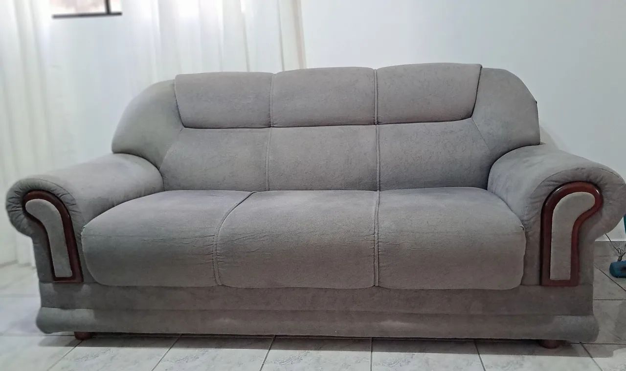 Conjunto de Sofás 2 e 3 Lugares, cor cinza, em ótimo rstado - Foto 5