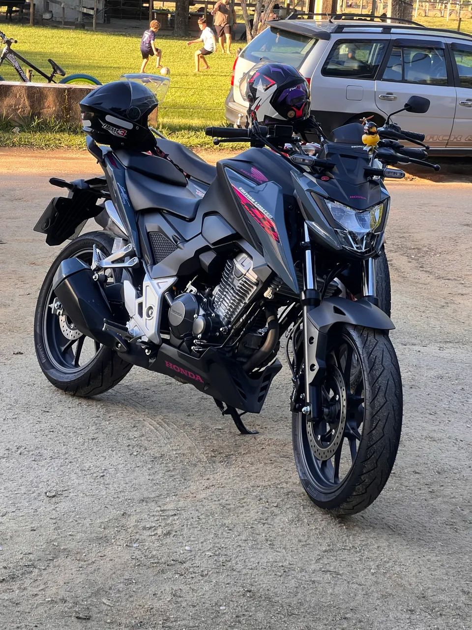 CB300F 2026 - Foto 2