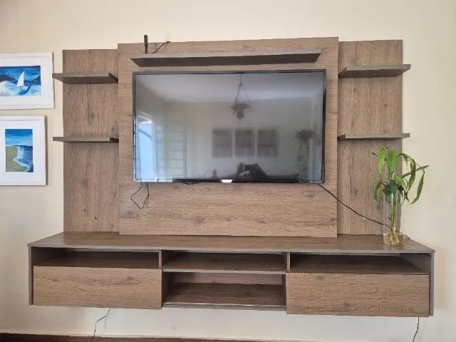 Hack/ Wall-Mounted TV Panel465543219506718721