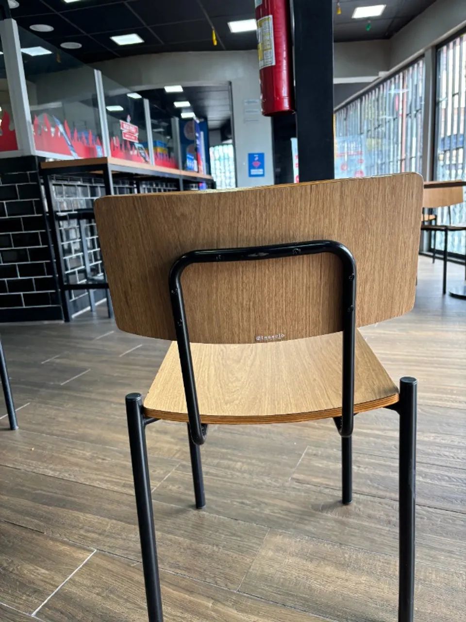 Cadeira de Restaurante - Foto 2