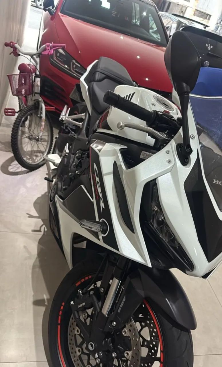 CBR 650R  - Foto 2