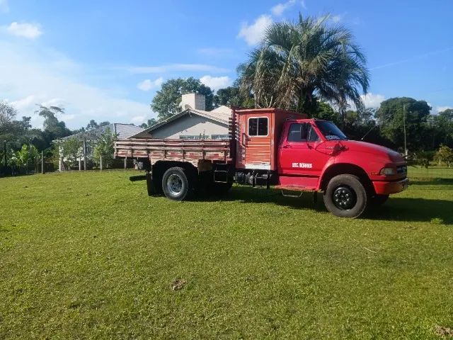 Vendo caminhão ford F12000  - Foto 3