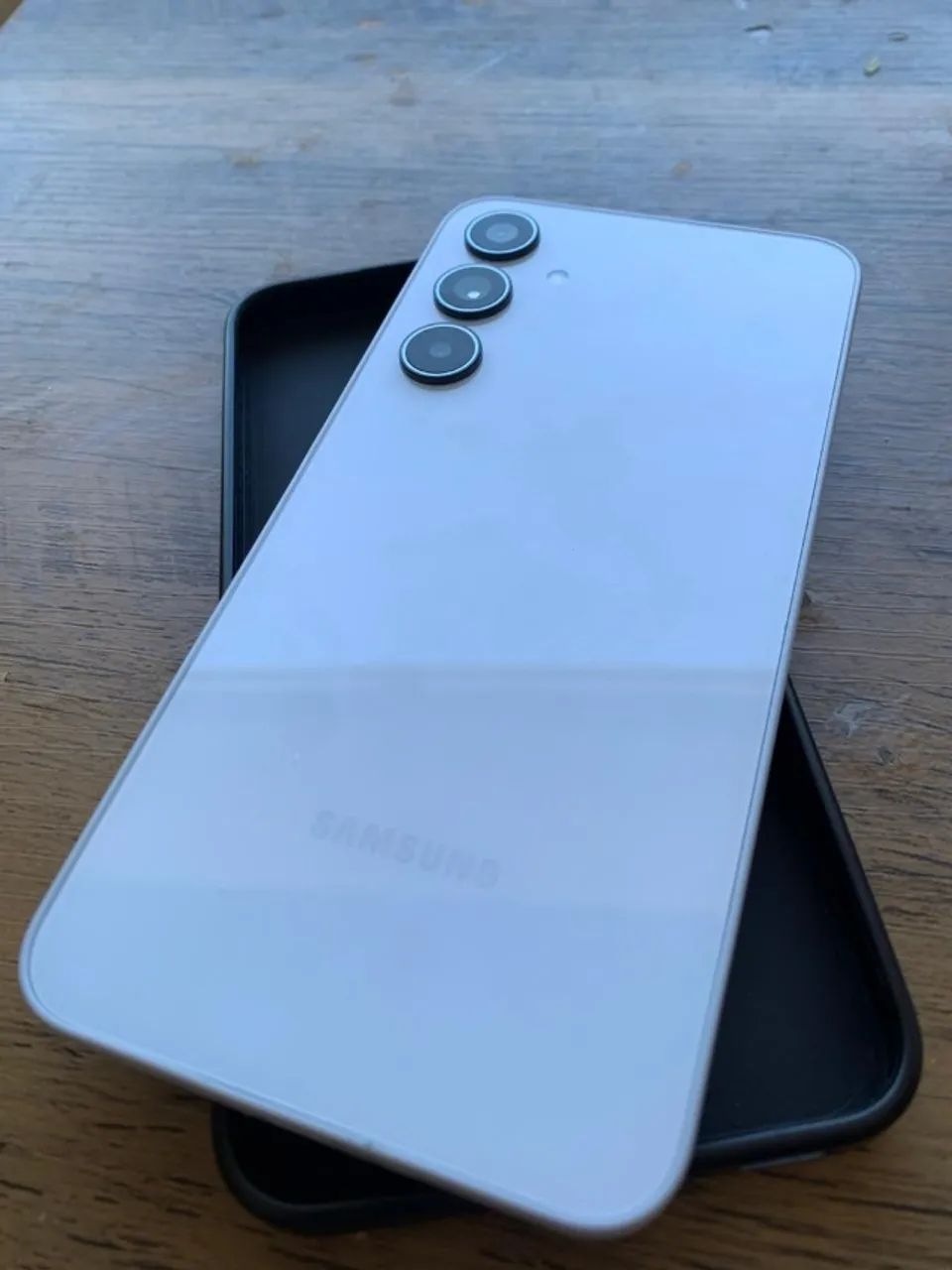 Samsung Galaxy A35 5G 128GB - excelente estado! - Foto 3