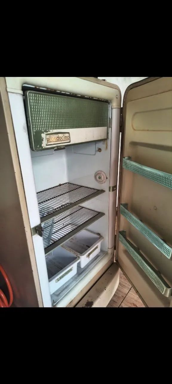 Geladeira Prosdócimo funcionando 