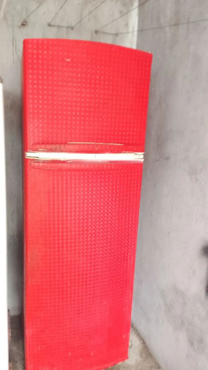 Vendo geladeira 450