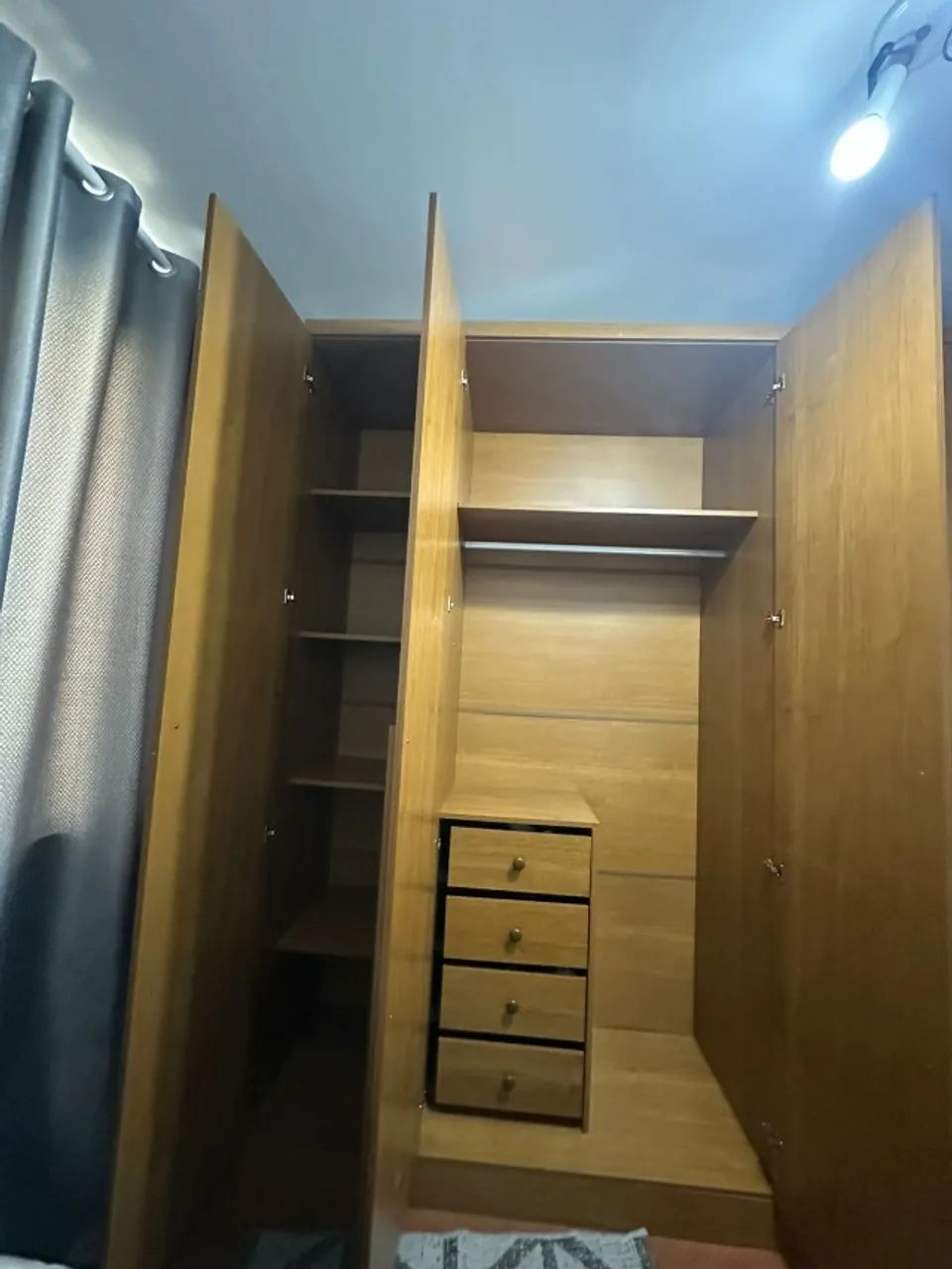 Guarda Roupa 6 portas - Foto 4