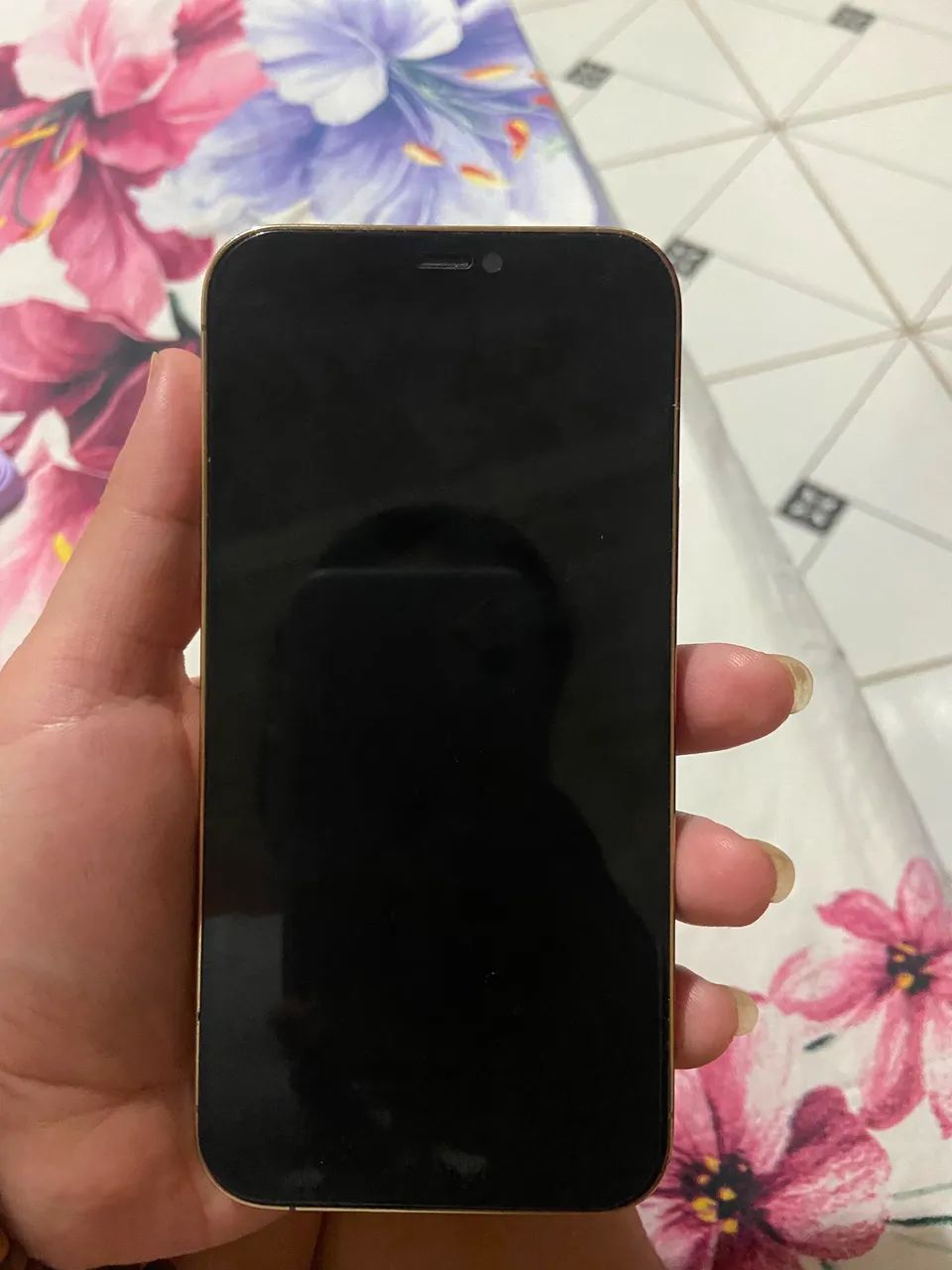 iPhone 12 Pro Dourado  - Foto 5