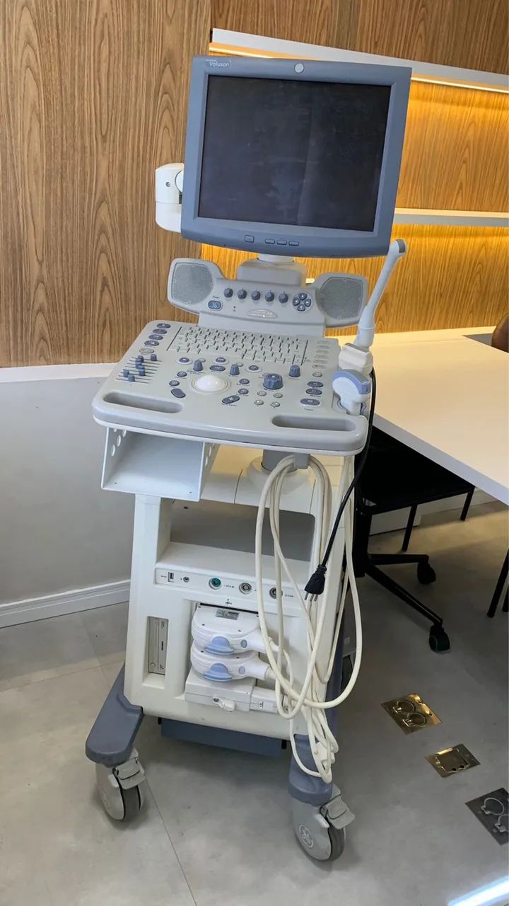 Ultrassom GE LOGIQ P5 - Foto 2