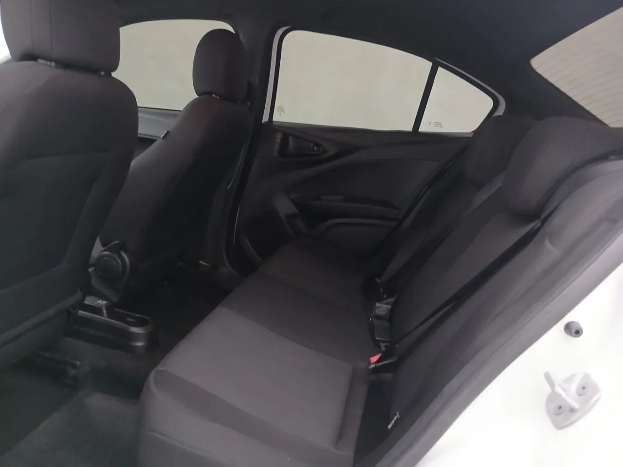 Fiat Cronos Drive 1.0 6V, foto 17 de 18