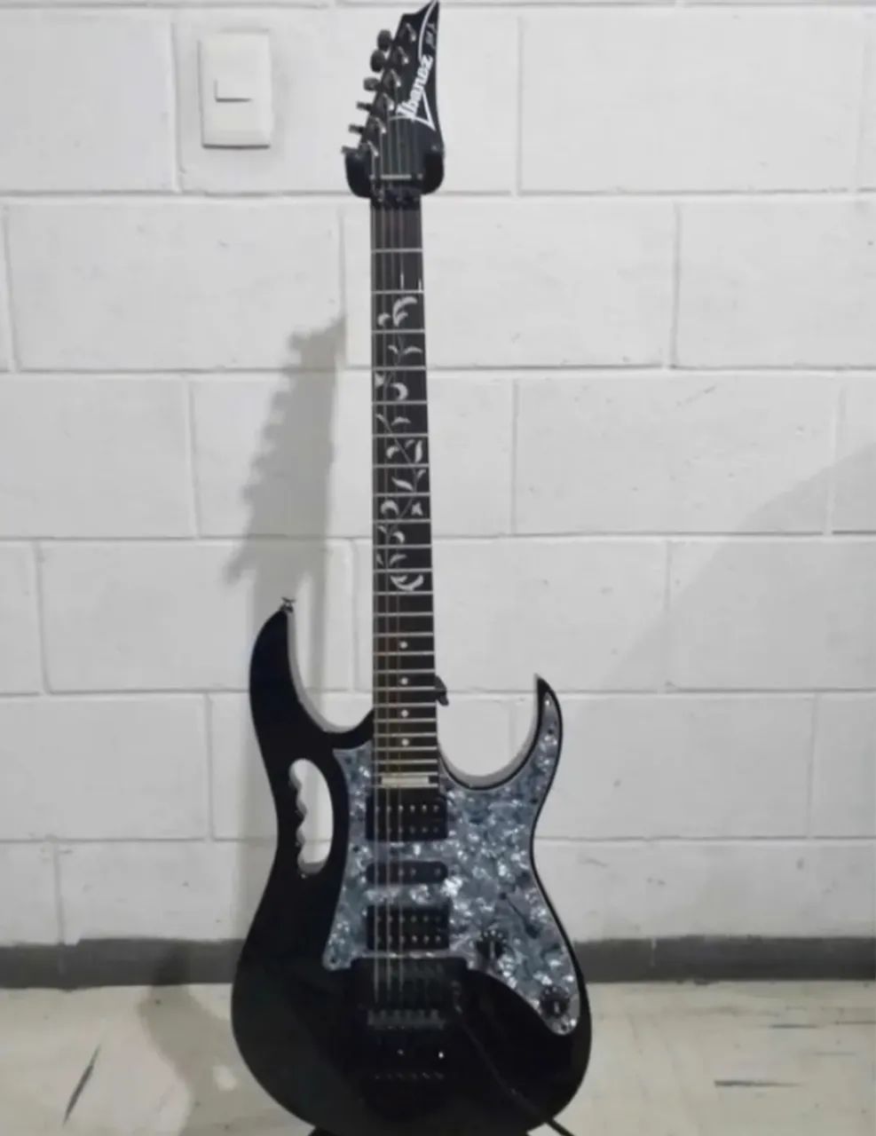 Guitarra Ibanez jem555 Steve Vai - Instrumentos musicais