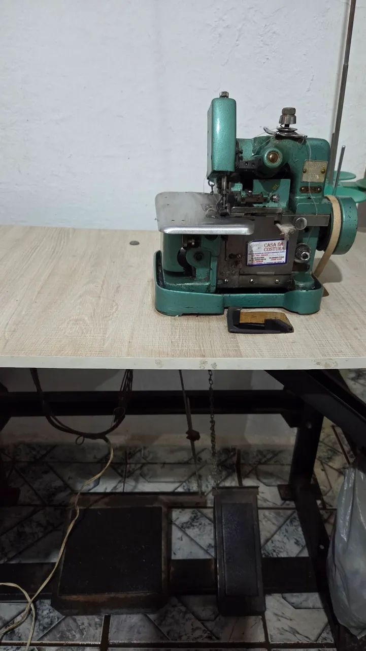 MÁQUINA DE COSTURA OVERLOCK GNI-6D COM BANCADA E MOTOR - Foto 2