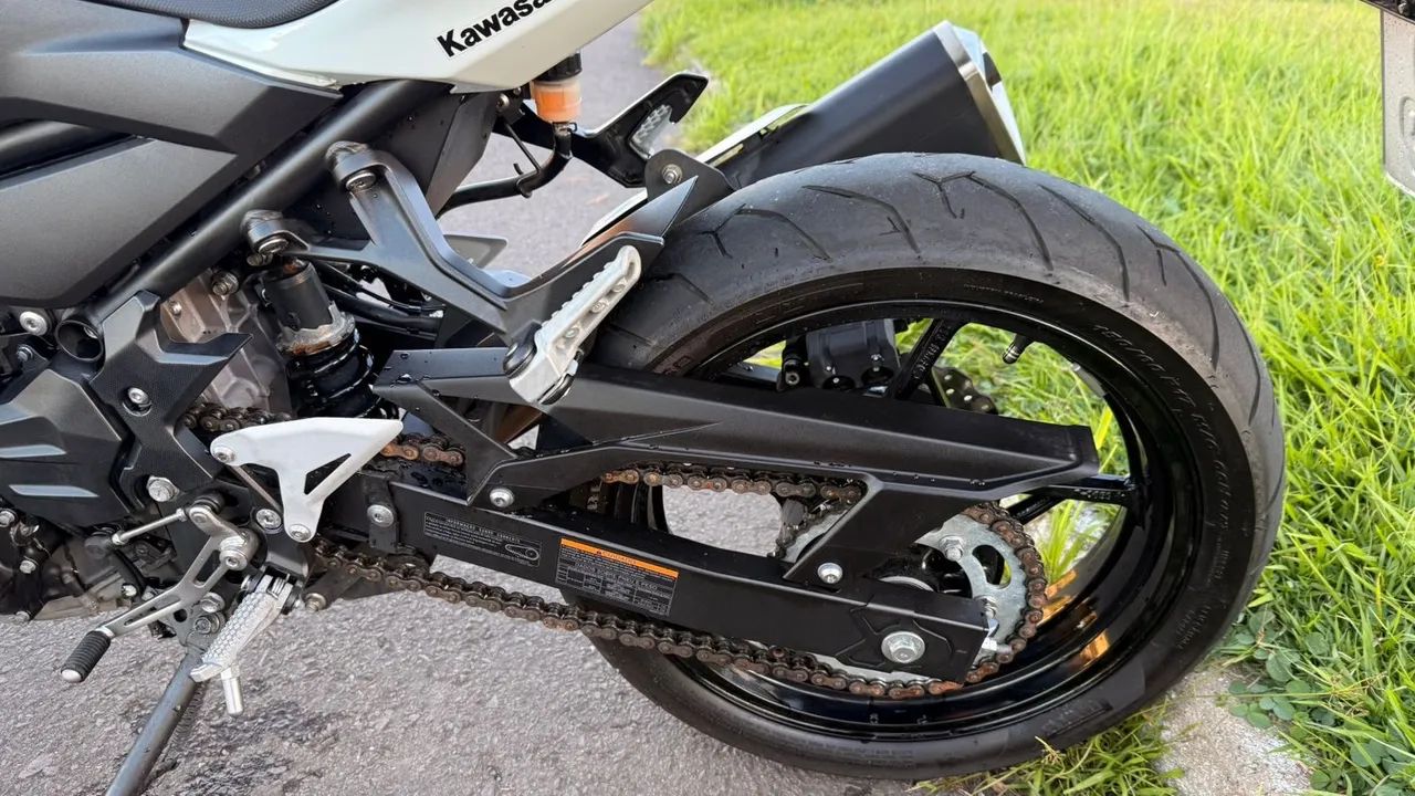 Vendo Kawasaki Z400 - Foto 3