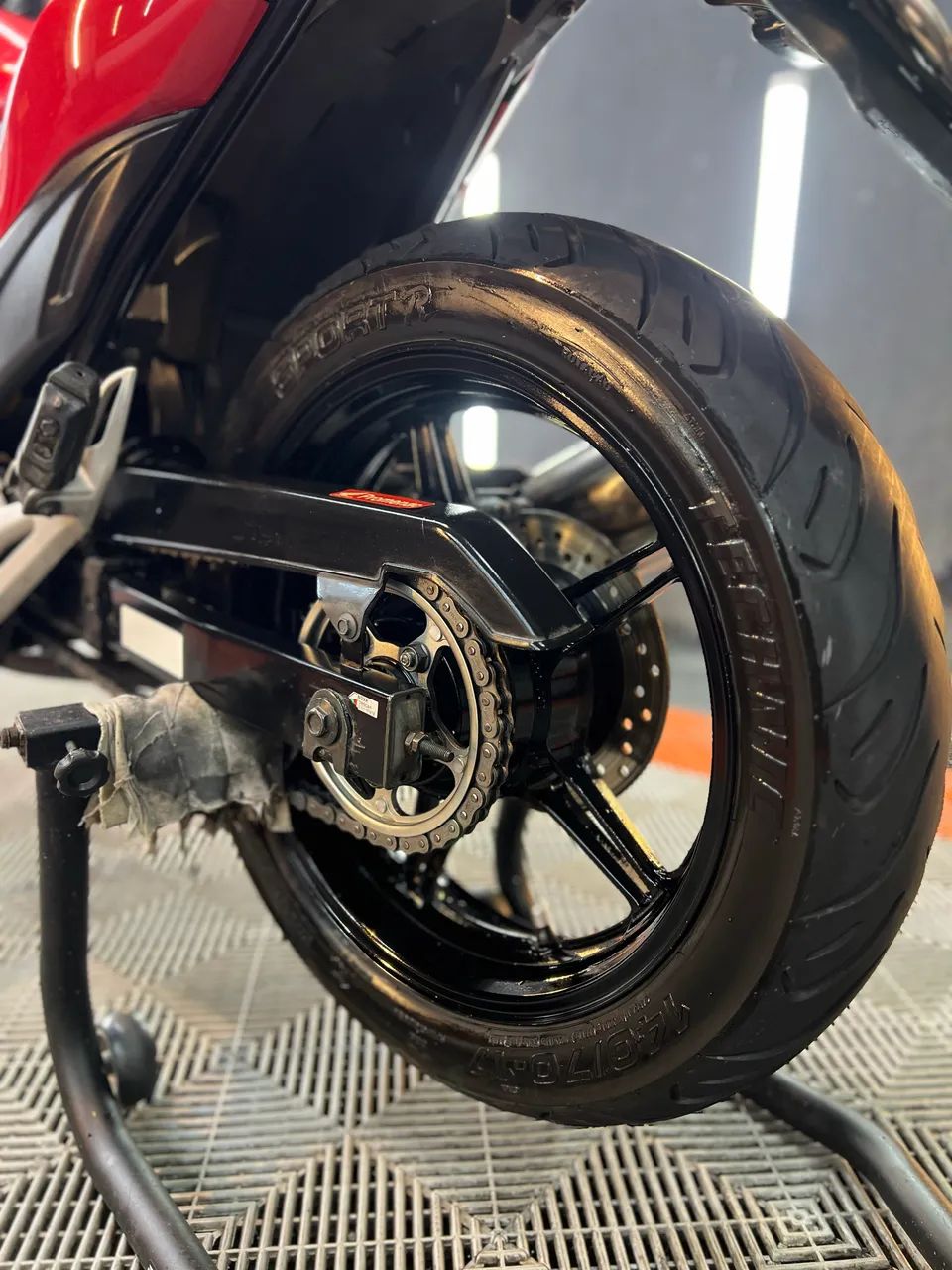 CB300r  - Foto 5