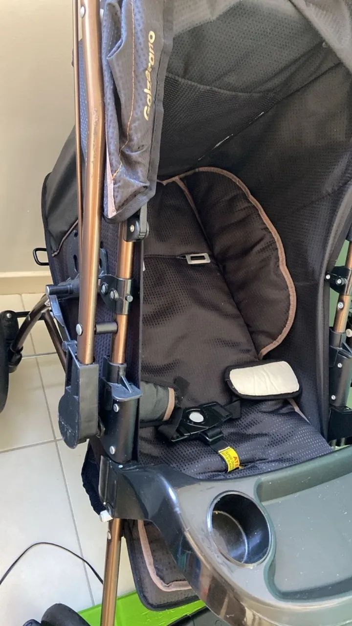 Carrinho de bebê, e bebê conforto Galzerano