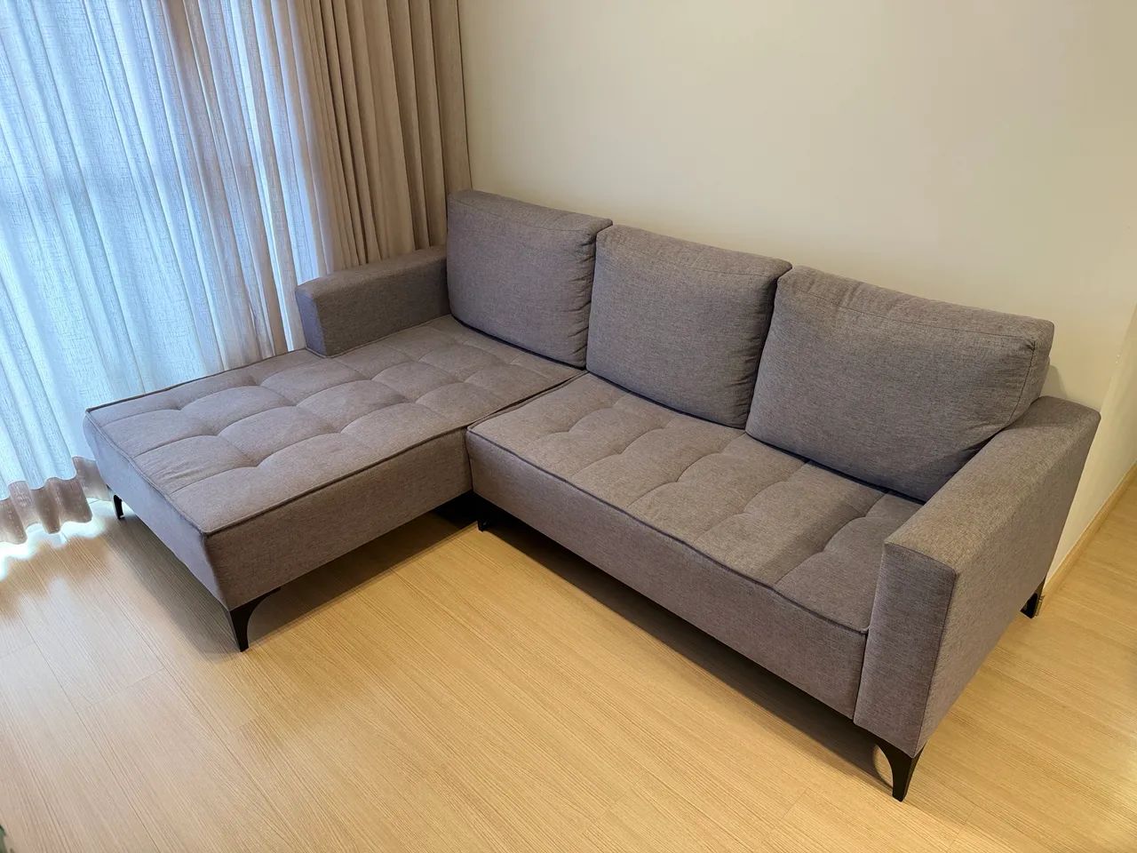 ? Sofá com Chaise Seminovo - Excelente Estado  - Foto 4