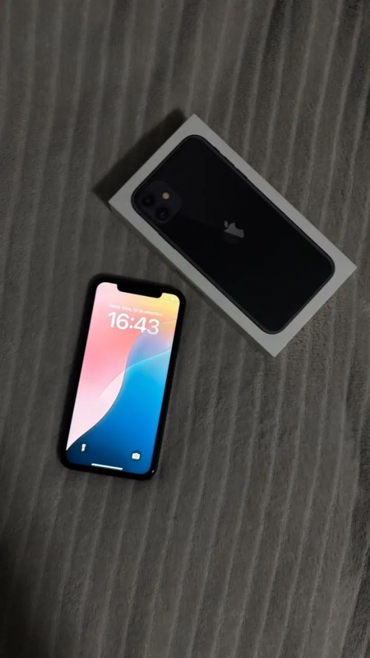 iPhone 11 64GB - Bateria 100% + Caixa + Cabo