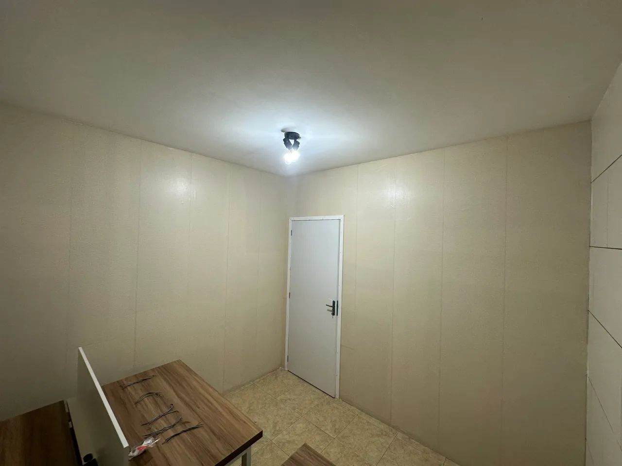Pintura, Papel de parede, cerâmica 