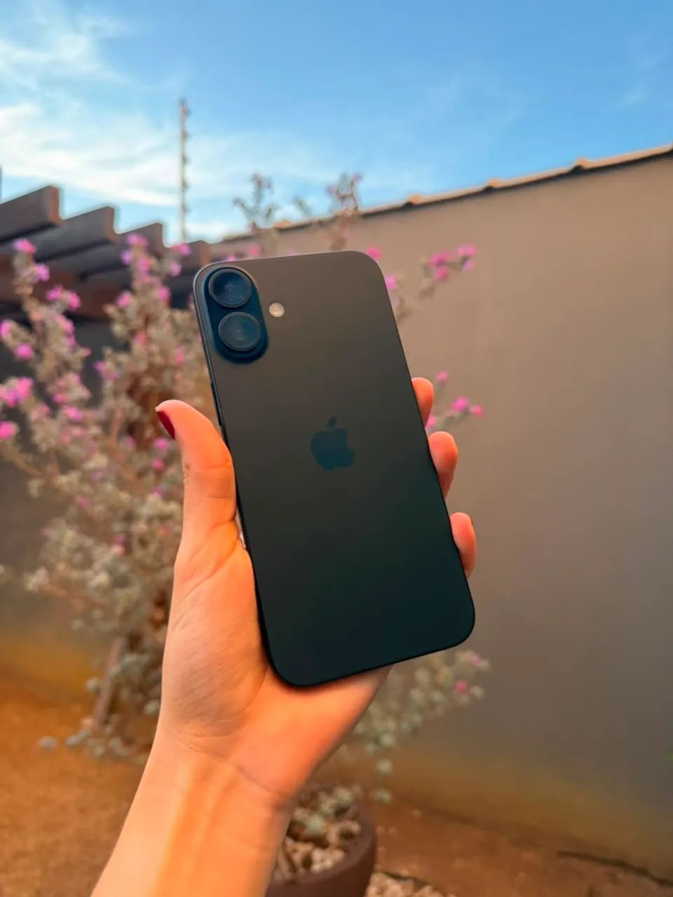 iPhone 16 plus 128gb negro - Foto 5