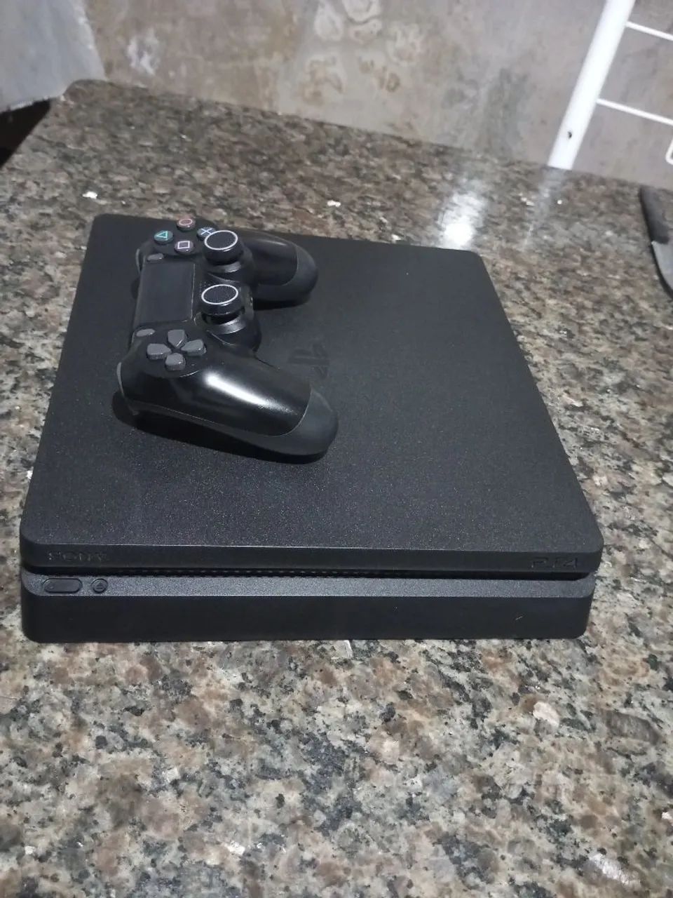 VENDO PS4 SLIM 1TB - Foto 4