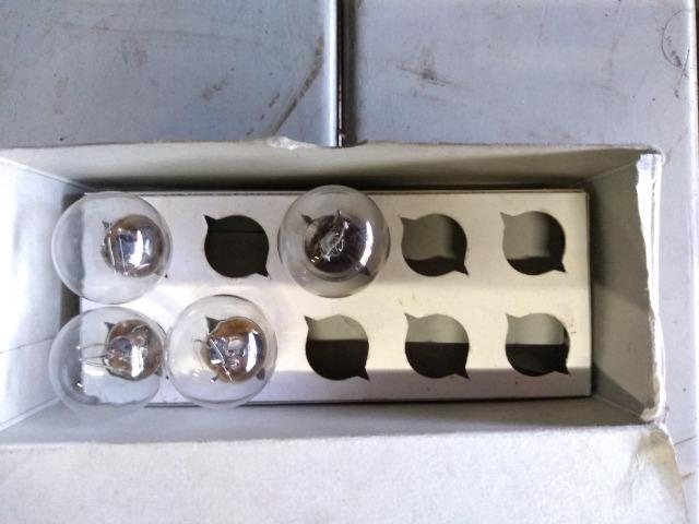 Lampada de 2 polos March/ Versa/ Sentra/ Frontier - Foto 3