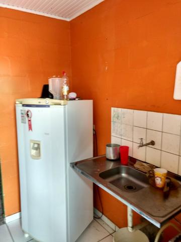 Vende-se uma casa alto alegre