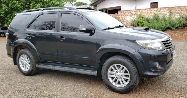 Hilux SW4 SRV 4X4 - 2012 - 7 Lugares - Foto 2
