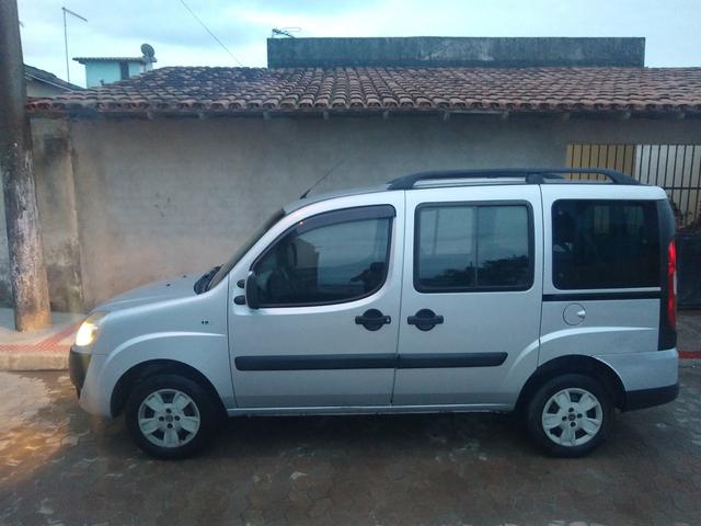 Fiat Doblô Essense 2011/2012 - Foto 13