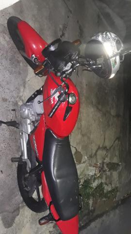 Titan 125 c ano 2006 so 3500 aceito cartao