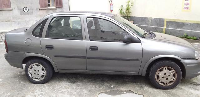 Automóvel - Foto 2