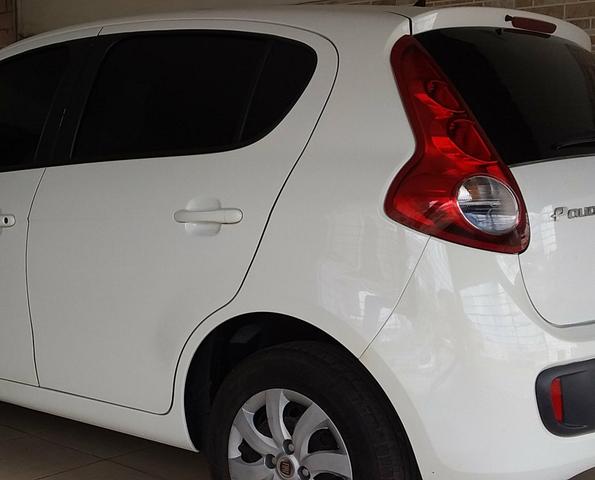 Vende-se ou trocasse um Palio Attractive 1.0 ano 2016/16 - Foto 9