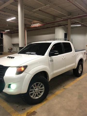 Hilux srv