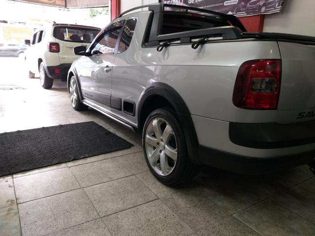 Vw Saveiro Cross Gnv troco carro ou moto maior ou menor valor e financi - Foto 7