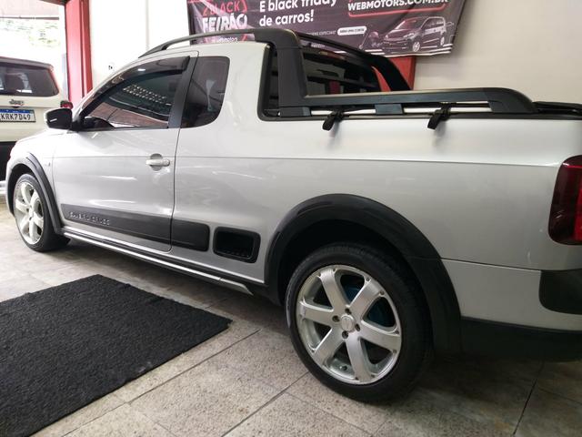 Vw Saveiro Cross Gnv troco carro ou moto maior ou menor valor e financi - Foto 8