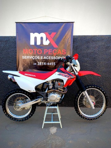 VENDE-SE CRF 230