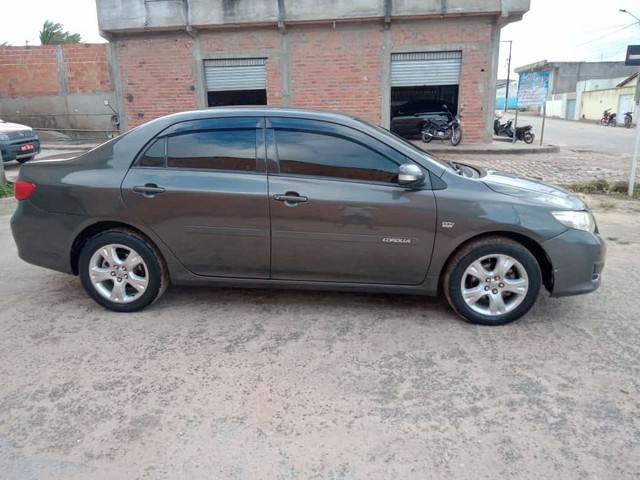 COROLLA 2010
