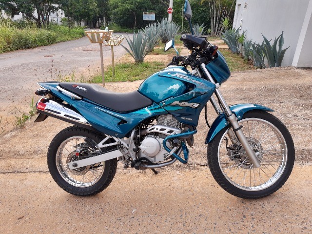 VENDO MOTO HONDA NX4 FALCON IMPECÁVEL