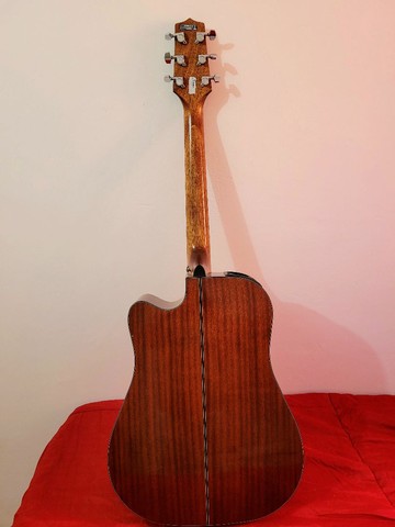 Violão Takamine 