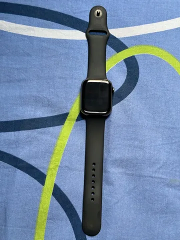 Apple Watch Series 7 (GPS + Cellular, 45mm) - Caixa de aço inoxidável  grafite - Pulseira estilo milanês grafite