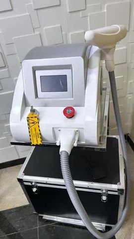 Máquina Laser Remoção  Tattoo e Pigmentos