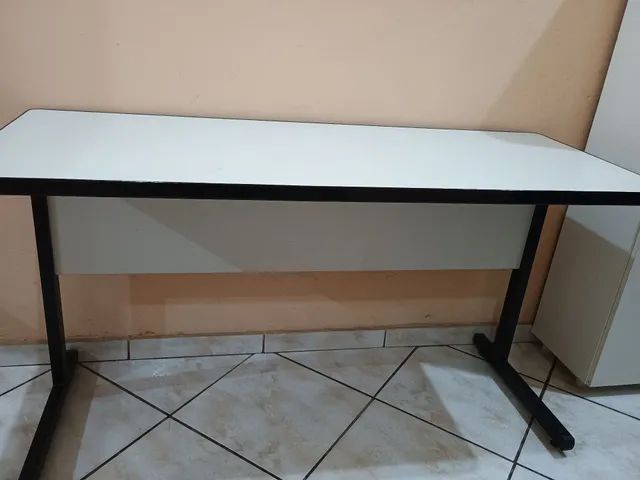 Mesa de trabalho  - Foto 3